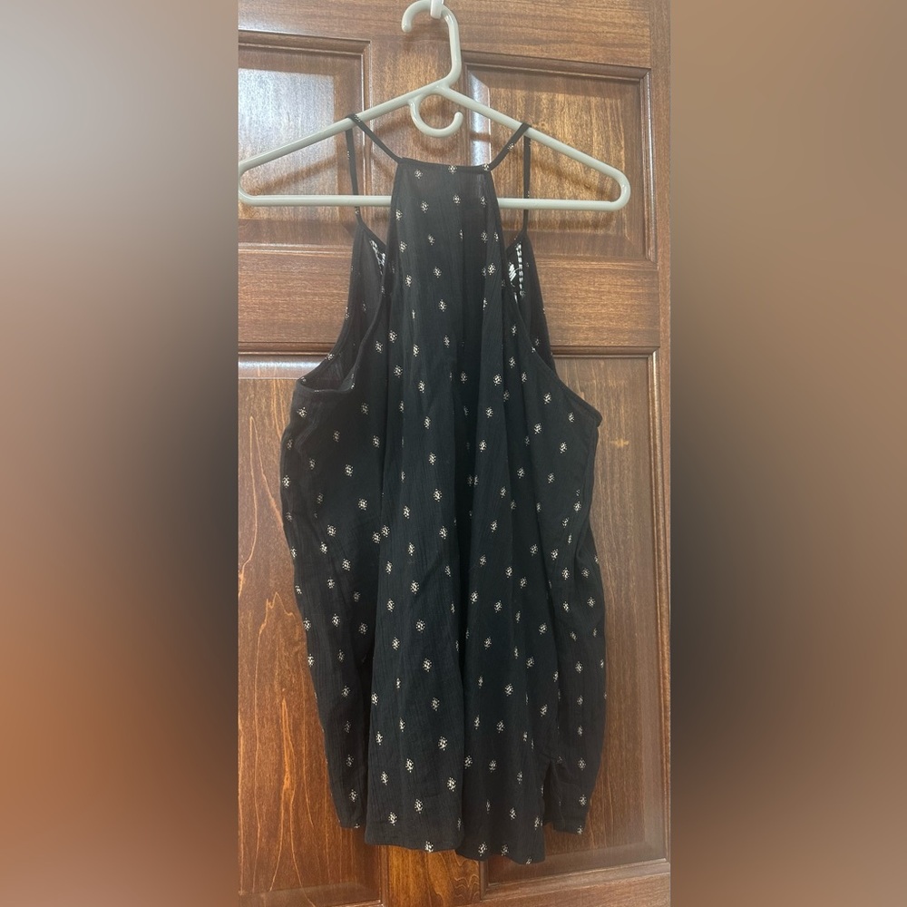 Old Navy Black Asymmetrical Embellished Tank Top - Picture 2 of 3